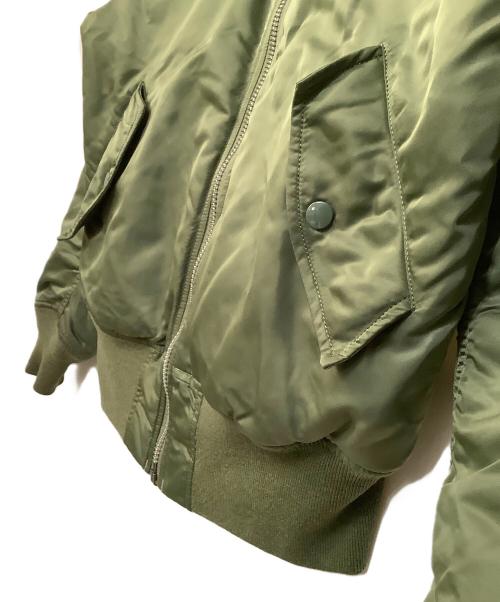 ALPHA INDUSTRIES（アルファインダストリーズ）ALPHA INDUSTRIES (アルファインダストリーズ) フライトジャケット　リバーシブル グリーン サイズ:Sの古着・服飾アイテム