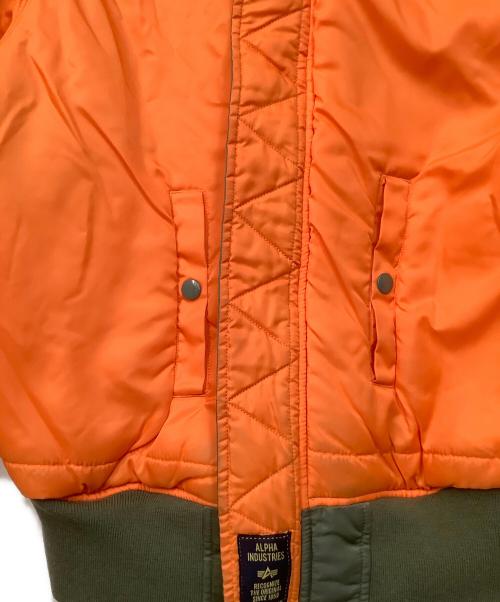 ALPHA INDUSTRIES（アルファインダストリーズ）ALPHA INDUSTRIES (アルファインダストリーズ) フライトジャケット　リバーシブル グリーン サイズ:Sの古着・服飾アイテム