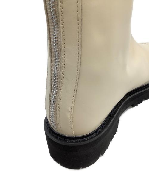 Caminando（カミナンド）Caminando (カミナンド) バックジップブーツ アイボリー サイズ:8の古着・服飾アイテム