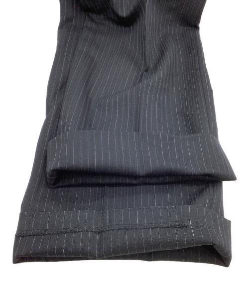 BURBERRY BLACK LABEL（バーバリーブラックレーベル）BURBERRY BLACK LABEL (バーバリーブラックレーベル) セットアップスーツ　	ストライプ ブラック サイズ:36Rの古着・服飾アイテム