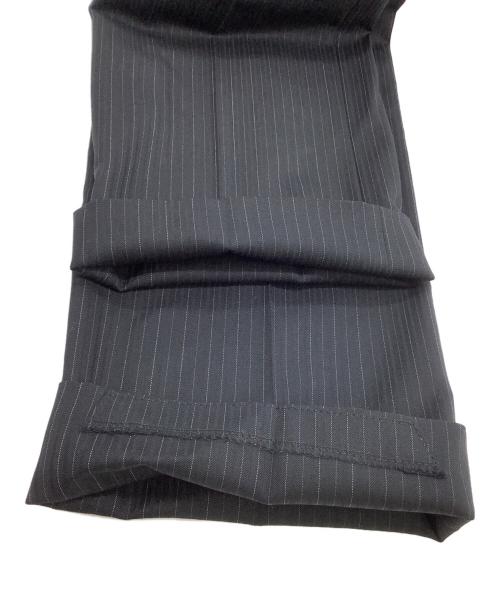 BURBERRY BLACK LABEL（バーバリーブラックレーベル）BURBERRY BLACK LABEL (バーバリーブラックレーベル) セットアップスーツ　	ストライプ ブラック サイズ:36Rの古着・服飾アイテム