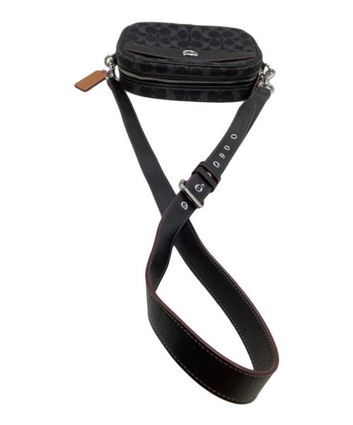 COACH（コーチ）COACH (コーチ) ショルダーポーチ シグネチャー ブラックの古着・服飾アイテム