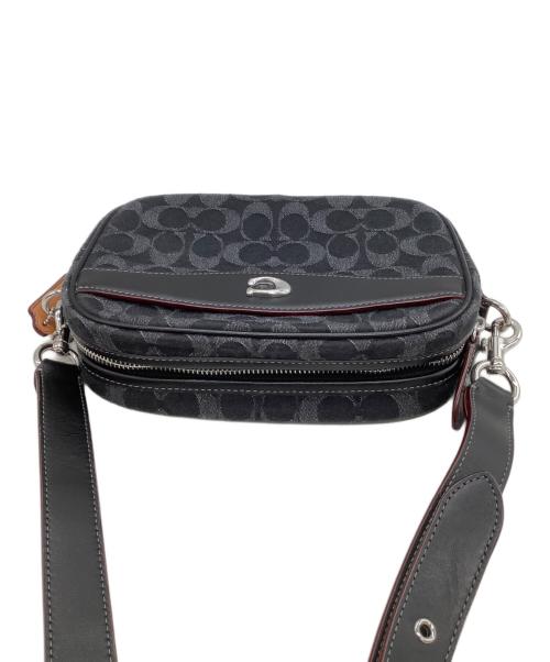 COACH（コーチ）COACH (コーチ) ショルダーポーチ シグネチャー ブラックの古着・服飾アイテム