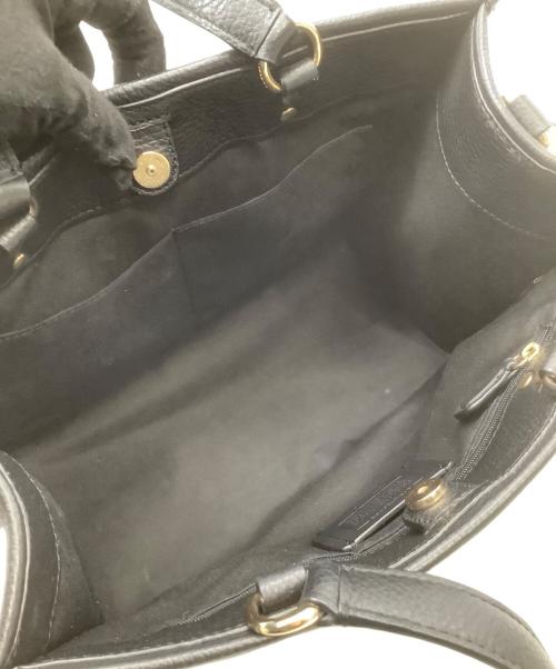COACH（コーチ）COACH (コーチ) ハンドバッグ デンプシー キャリーオール ウィズ パッチ ブラックの古着・服飾アイテム