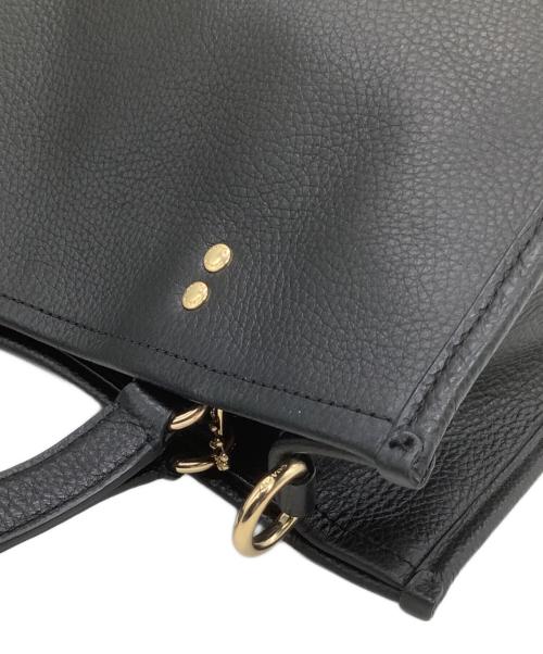 COACH（コーチ）COACH (コーチ) ハンドバッグ デンプシー キャリーオール ウィズ パッチ ブラックの古着・服飾アイテム