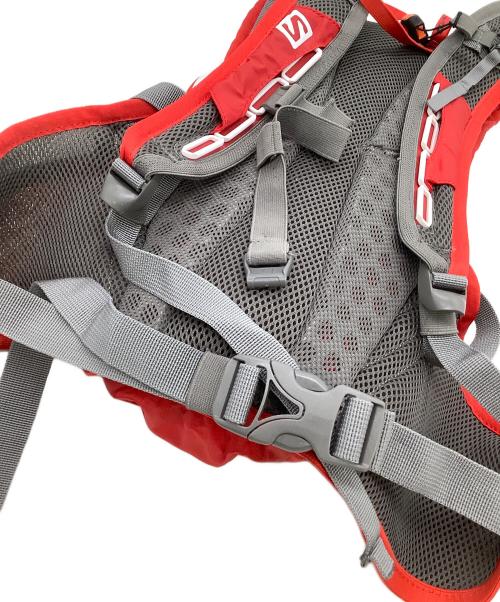 SALOMON（サロモン）SALOMON (サロモン) デイパック レッドの古着・服飾アイテム
