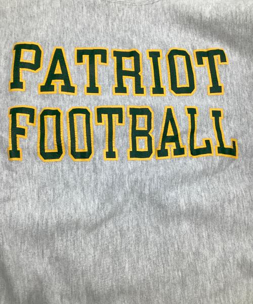 Champion REVERSE WEAVE（チャンピオン リバース ウィーブ）Champion REVERSE WEAVE (チャンピオン リバース ウィーブ) スウェット　PATRIOT FOOTBALL グレー サイズ:XLの古着・服飾アイテム