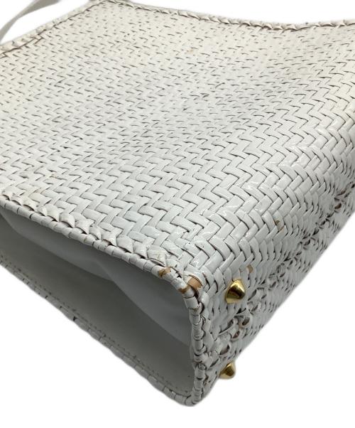 FENDI（フェンディ）FENDI (フェンディ) カゴバッグ ホワイトの古着・服飾アイテム