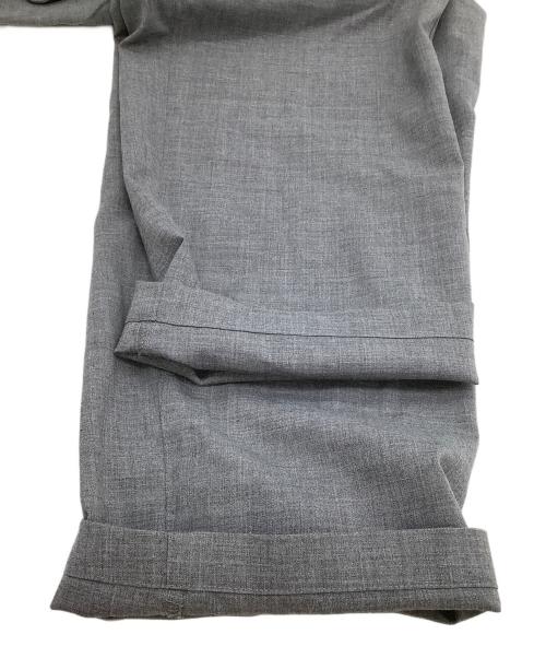 GOLDWIN（ゴールドウイン）GOLDWIN (ゴールドウイン) クライミングパンツ　ワンタックテーパードパンツ グレー サイズ:Mの古着・服飾アイテム