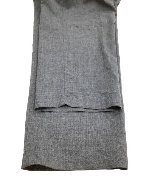 GOLDWIN（ゴールドウイン）GOLDWIN (ゴールドウイン) クライミングパンツ　ワンタックテーパードパンツ グレー サイズ:Mの古着・服飾アイテム