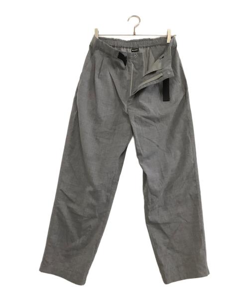 GOLDWIN（ゴールドウイン）GOLDWIN (ゴールドウイン) クライミングパンツ　ワンタックテーパードパンツ グレー サイズ:Mの古着・服飾アイテム