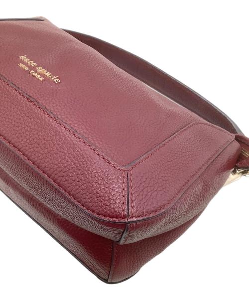 Kate Spade（ケイトスペード）Kate Spade (ケイトスペード) ショルダーバッグ クラッシュ ぺブル ボルドーの古着・服飾アイテム