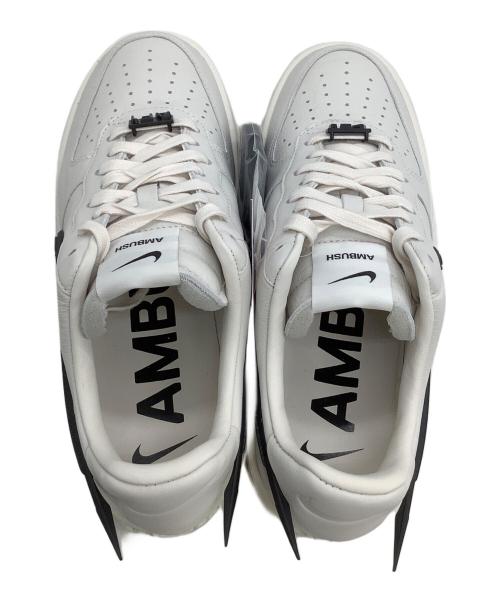 NIKE（ナイキ）NIKE (ナイキ) AMBUSH (アンブッシュ) ローカットスニーカー　AIR FORCE1 LOW SP ホワイト×ブラック サイズ:26.5 未使用品の古着・服飾アイテム