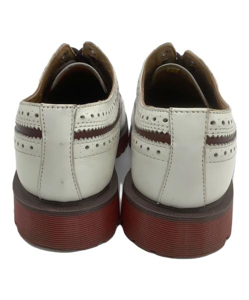 Dr.Martens（ドクターマーチン）Dr.Martens (ドクターマーチン) ウィングチップシューズ ブラウン×ホワイト サイズ:UK 7の古着・服飾アイテム
