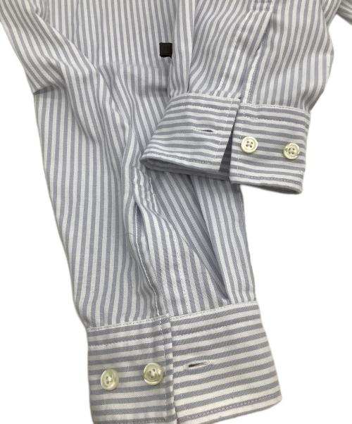 DAIWA（ダイワ）DAIWA (ダイワ) 長袖シャツ　TECH BUTTON DOWN SHIRT L/S STRIPE　ストライプ グレー×ホワイト サイズ:Mの古着・服飾アイテム