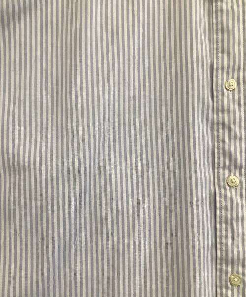 DAIWA（ダイワ）DAIWA (ダイワ) 長袖シャツ　TECH BUTTON DOWN SHIRT L/S STRIPE　ストライプ グレー×ホワイト サイズ:Mの古着・服飾アイテム