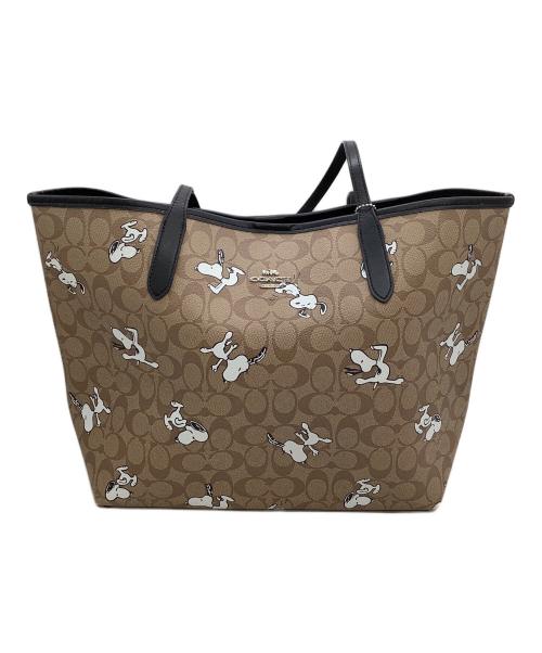 COACH（コーチ）COACH (コーチ) トートバッグ　シグネチャー　スヌーピー　 ベージュ×ブラックの古着・服飾アイテム