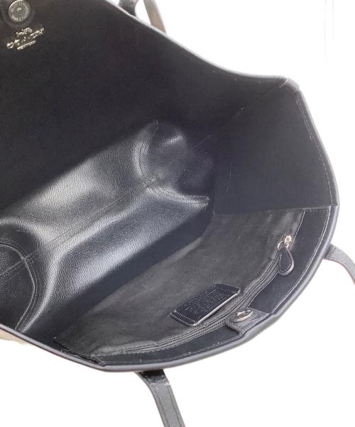 COACH（コーチ）COACH (コーチ) トートバッグ　シグネチャー　スヌーピー　 ベージュ×ブラックの古着・服飾アイテム