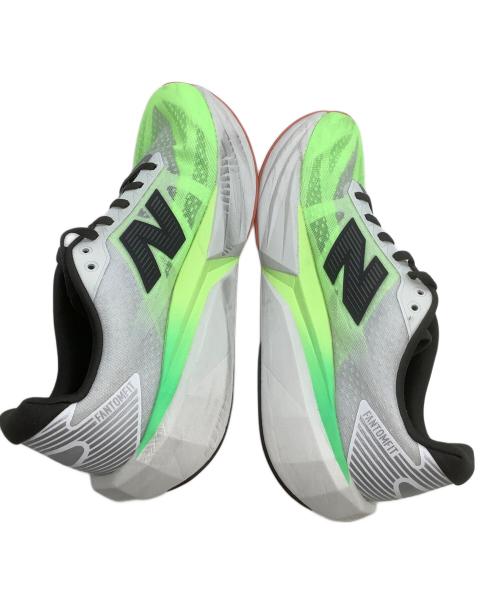 NEW BALANCE（ニューバランス）NEW BALANCE (ニューバランス) ランニングシューズ FuelCell Rebel v5 グリーン×ホワイト サイズ:26.5の古着・服飾アイテム