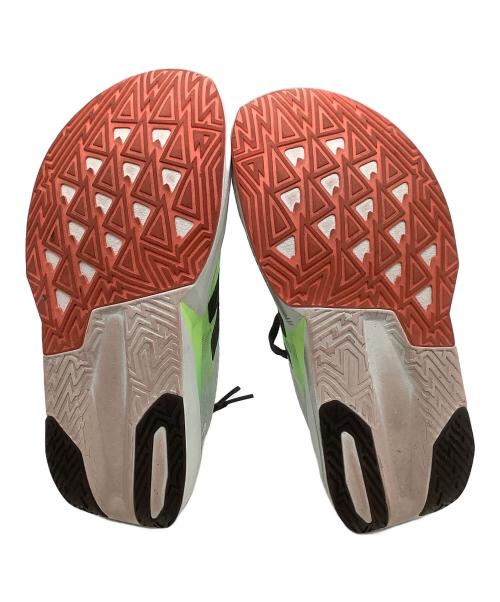 NEW BALANCE（ニューバランス）NEW BALANCE (ニューバランス) ランニングシューズ FuelCell Rebel v5 グリーン×ホワイト サイズ:26.5の古着・服飾アイテム