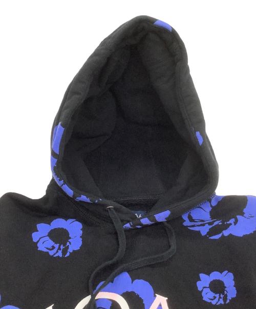 Noah（ノア）Noah (ノア) The Cure (ザ キュア) プルオーバーパーカー　Disintegration Hoodie　花柄 ブラック×ブルー サイズ:Sの古着・服飾アイテム