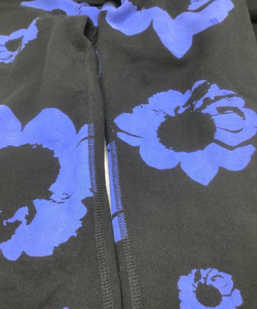 Noah（ノア）Noah (ノア) The Cure (ザ キュア) プルオーバーパーカー　Disintegration Hoodie　花柄 ブラック×ブルー サイズ:Sの古着・服飾アイテム