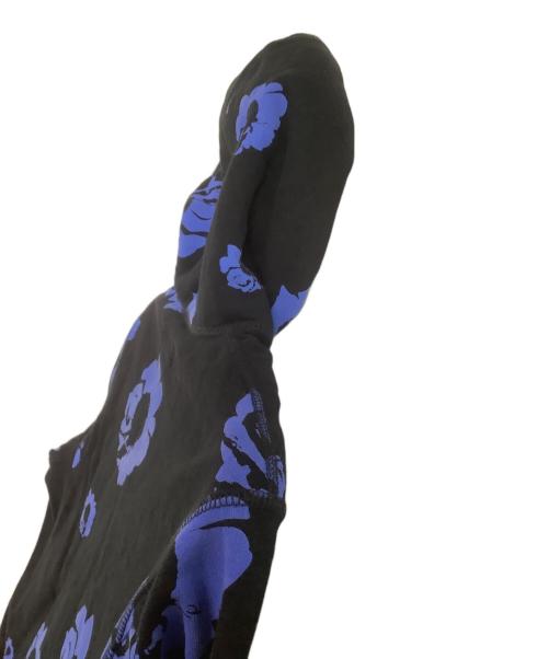 Noah（ノア）Noah (ノア) The Cure (ザ キュア) プルオーバーパーカー　Disintegration Hoodie　花柄 ブラック×ブルー サイズ:Sの古着・服飾アイテム