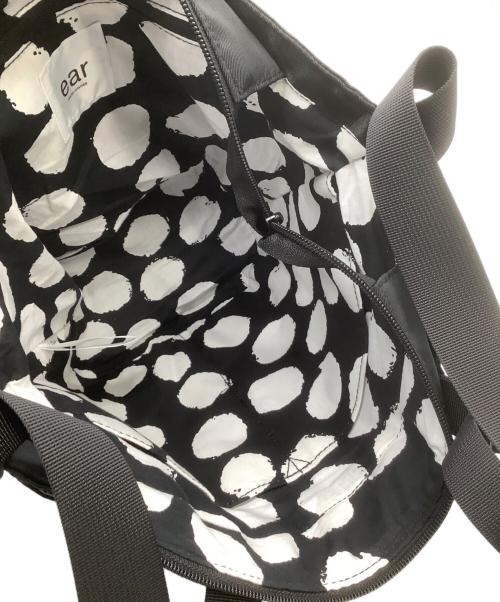 ear PAPILLONNER（イアパピヨネ）ear PAPILLONNER (イアパピヨネ) 2WAYバッグ　アジャスタートートバッグSサイズ ブラック×ホワイトの古着・服飾アイテム