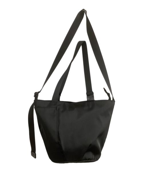 ear PAPILLONNER（イアパピヨネ）ear PAPILLONNER (イアパピヨネ) 2WAYバッグ　アジャスタートートバッグSサイズ ブラック×ホワイトの古着・服飾アイテム