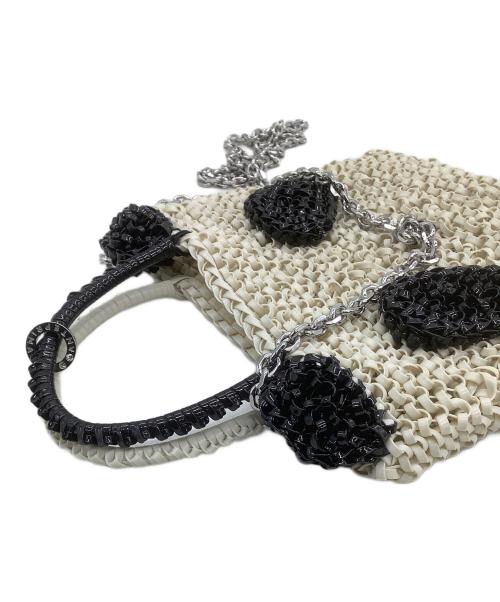ANTEPRIMA（アンテプリマ）ANTEPRIMA (アンテプリマ) チェーンショルダーバッグ　アニマーレ パンダ/スクエア スモール ホワイト×ブラックの古着・服飾アイテム
