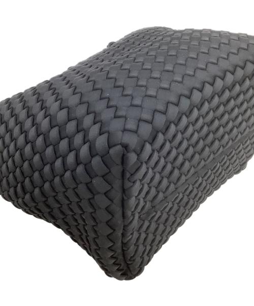 NAGHEDI（ナゲディ）NAGHEDI (ナゲディ) ハンドバッグ　St.Barths Small Tote ブラック 未使用品の古着・服飾アイテム