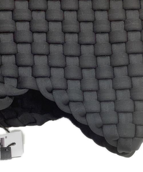 NAGHEDI（ナゲディ）NAGHEDI (ナゲディ) ハンドバッグ　St.Barths Small Tote ブラック 未使用品の古着・服飾アイテム