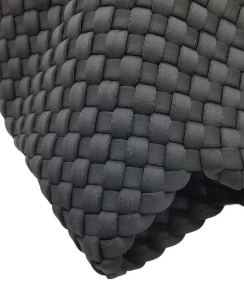 NAGHEDI（ナゲディ）NAGHEDI (ナゲディ) ハンドバッグ　St.Barths Small Tote ブラック 未使用品の古着・服飾アイテム