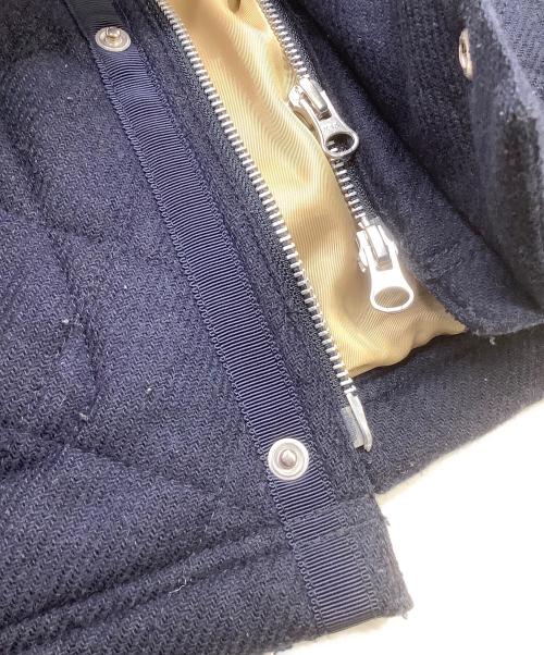 FRED PERRY（フレッドペリー）FRED PERRY (フレッドペリー) キルティングジャケット ネイビー×ベージュ サイズ:Mの古着・服飾アイテム