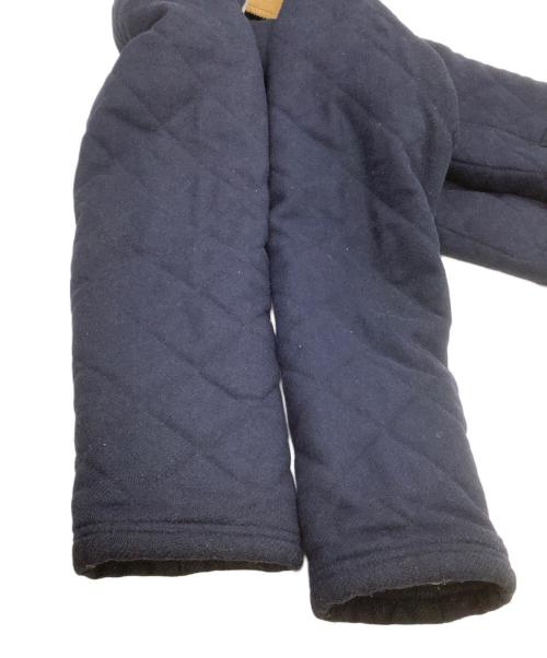 FRED PERRY（フレッドペリー）FRED PERRY (フレッドペリー) キルティングジャケット ネイビー×ベージュ サイズ:Mの古着・服飾アイテム