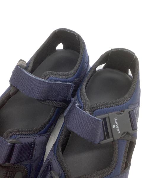 LARDINI（ラルディーニ）LARDINI (ラルディーニ) サンダル ネイビー サイズ:43の古着・服飾アイテム