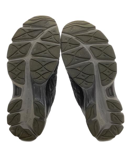 asics（アシックス）asics (アシックス) スニーカー ブラック サイズ:28の古着・服飾アイテム