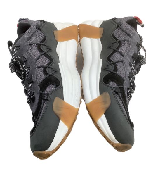 MONCLER（モンクレール）MONCLER (モンクレール) スニーカー　LITE RUNNER グレー×ホワイト サイズ:42の古着・服飾アイテム