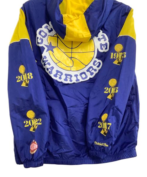 MITCHELL & NESS（ミッチェルアンドネス）MITCHELL & NESS (ミッチェルアンドネス) アノラックパーカー　warriors  ブルー サイズ:Mの古着・服飾アイテム