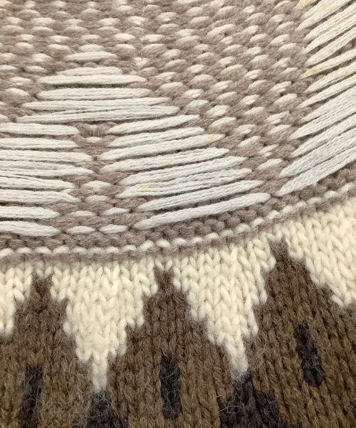 H&M（エイチアンドエム）H&M (エイチアンドエム) Maison Margiela (メゾンマルジェラ) 厚手ニット ブラウン×ベージュ サイズ:Mの古着・服飾アイテム