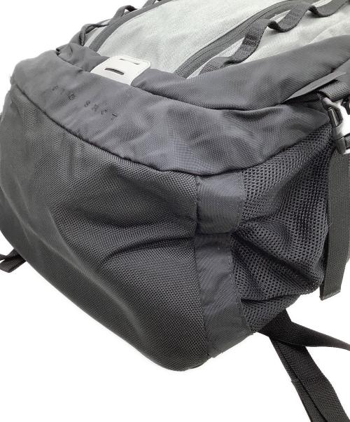 THE NORTH FACE（ザ ノース フェイス）THE NORTH FACE (ザ ノース フェイス) リュック グレーの古着・服飾アイテム