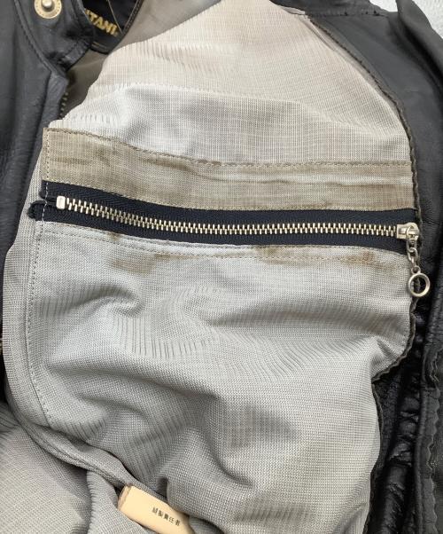 KUSHITANI（クシタニ）KUSHITANI (クシタニ) レザーつなぎ ブラック サイズ:Lの古着・服飾アイテム