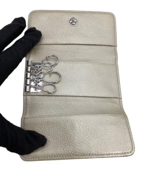 ANTEPRIMA（アンテプリマ）ANTEPRIMA (アンテプリマ) キーケース ゴールド 未使用品の古着・服飾アイテム