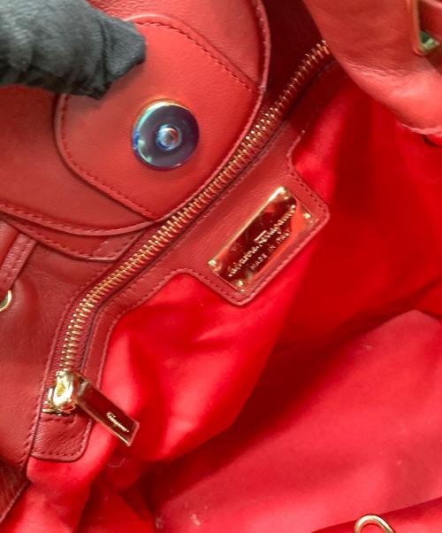 Salvatore Ferragamo（サルヴァトーレ フェラガモ）Salvatore Ferragamo (サルヴァトーレ フェラガモ) 2WAYファーバッグ SARA レインボーの古着・服飾アイテム