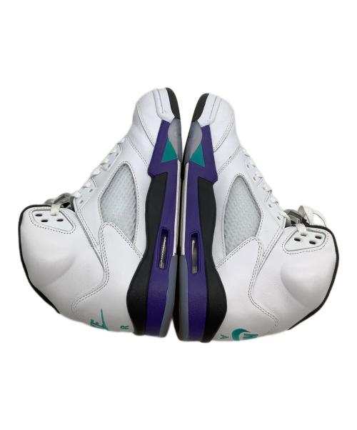 NIKE（ナイキ）NIKE (ナイキ) ハイカットスニーカー Air Jordan 5 Retro Grape ホワイト×パープル サイズ:25.5の古着・服飾アイテム