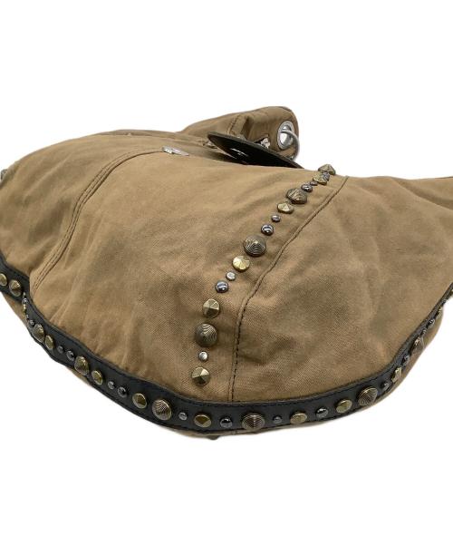 DIESEL（ディーゼル）DIESEL (ディーゼル) ハーフムーンショルダーバッグ ブラウンの古着・服飾アイテム