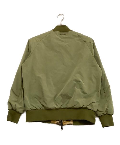 Columbia（コロンビア）Columbia (コロンビア) リバーシブルジャケット スカル刺繍 オリーブ サイズ:Mの古着・服飾アイテム
