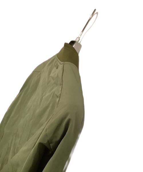 Columbia（コロンビア）Columbia (コロンビア) リバーシブルジャケット スカル刺繍 オリーブ サイズ:Mの古着・服飾アイテム