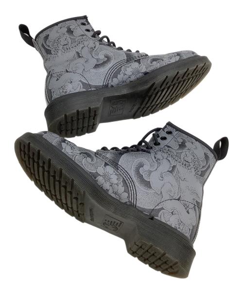 Dr.Martens（ドクターマーチン）Dr.Martens (ドクターマーチン) ハイカットスニーカー 1460 OT TATTOO コラボ グレー サイズ:UK 6の古着・服飾アイテム
