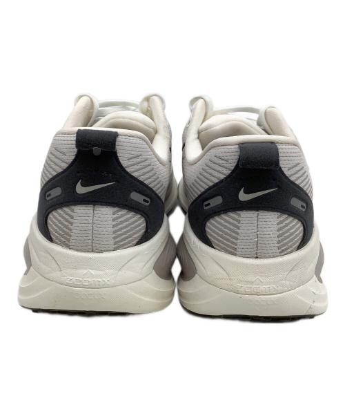 NIKE（ナイキ）NIKE (ナイキ) ランニングシューズ VOMERO ボメロ18 RUN ホワイト×ブラック サイズ:26.5の古着・服飾アイテム